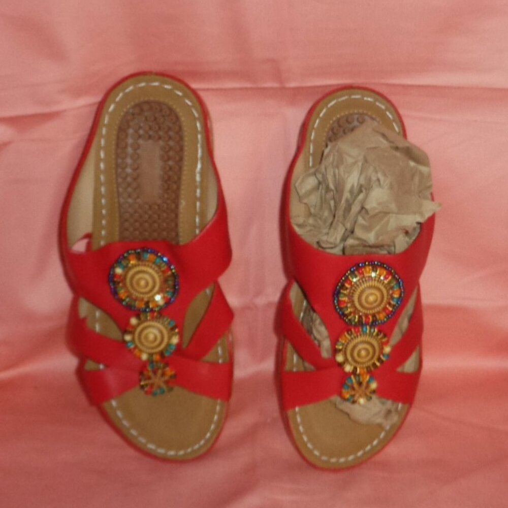 SOLD!!     SOLD!!!     BEAUTIFUL ARTWORK-ITALIAN RED SANDALS-NEVER WORN SIZE 6-